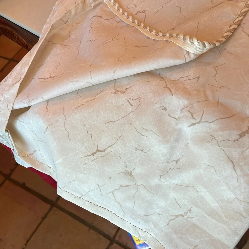 Shower curtain with valance